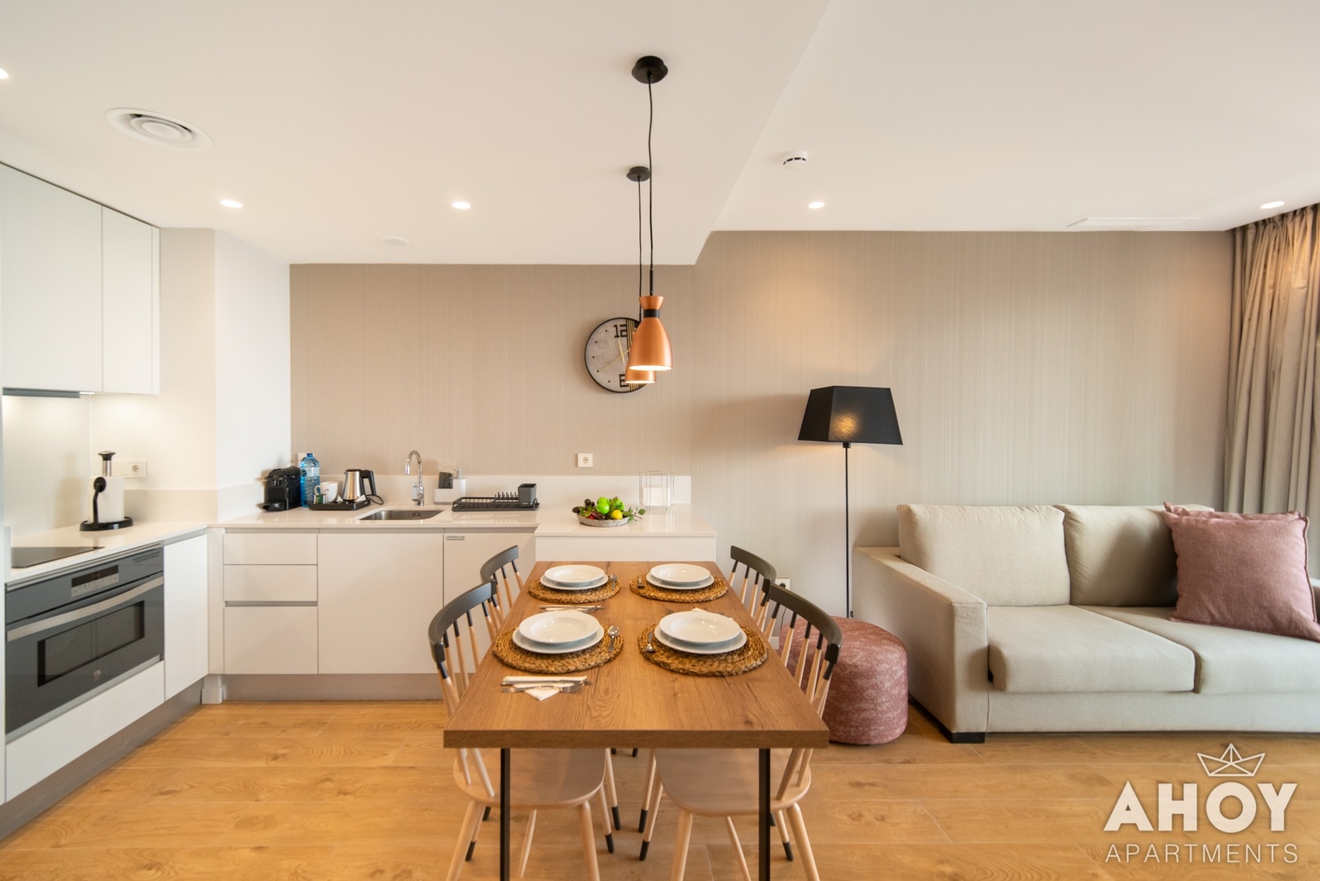 varwwwvhostsahoyapartments eshttpdocswp contentuploadssites jpg